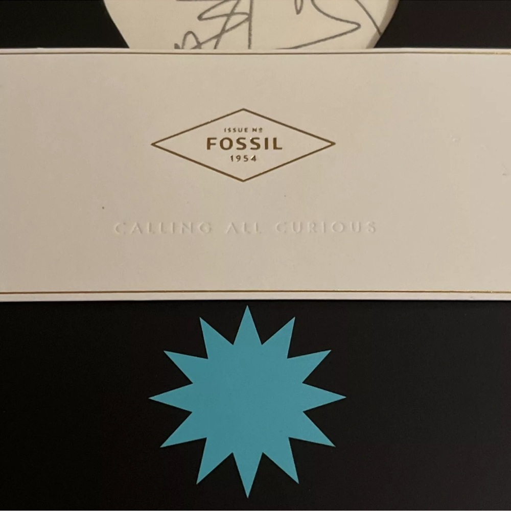FOSSIL Agenda/ Notebook - Picture 2 of 10